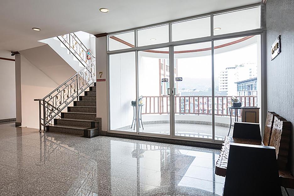 V Residence Hotel Τσιάνγκ Μάι Εξωτερικό φωτογραφία