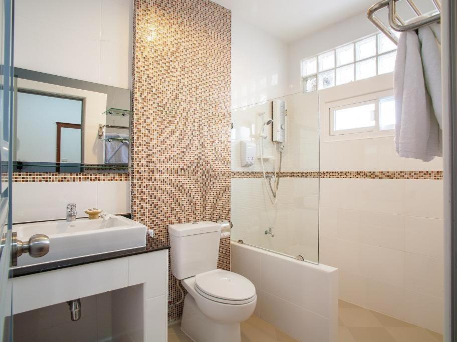 V Residence Hotel Τσιάνγκ Μάι Εξωτερικό φωτογραφία