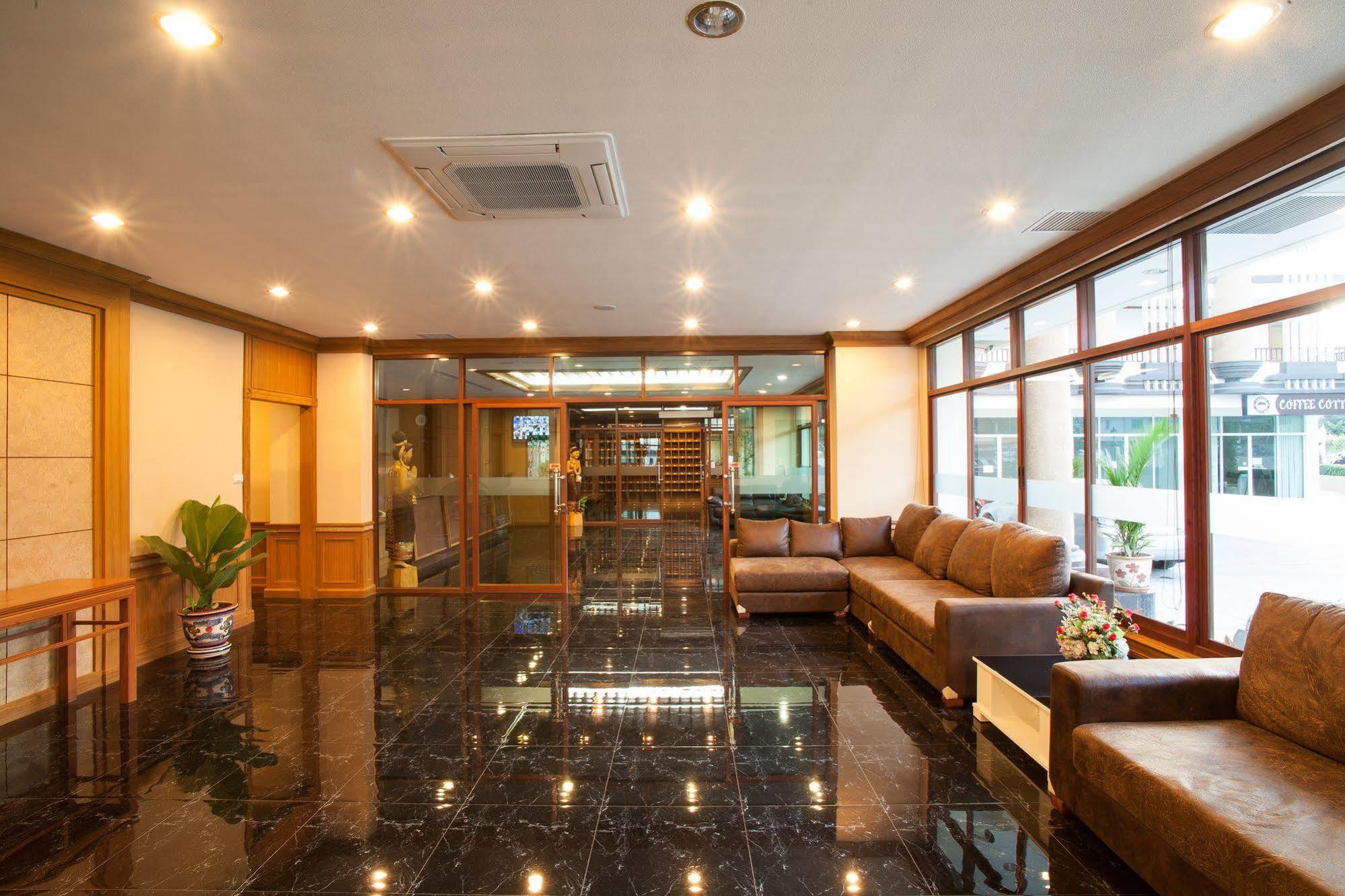 V Residence Hotel Τσιάνγκ Μάι Εξωτερικό φωτογραφία