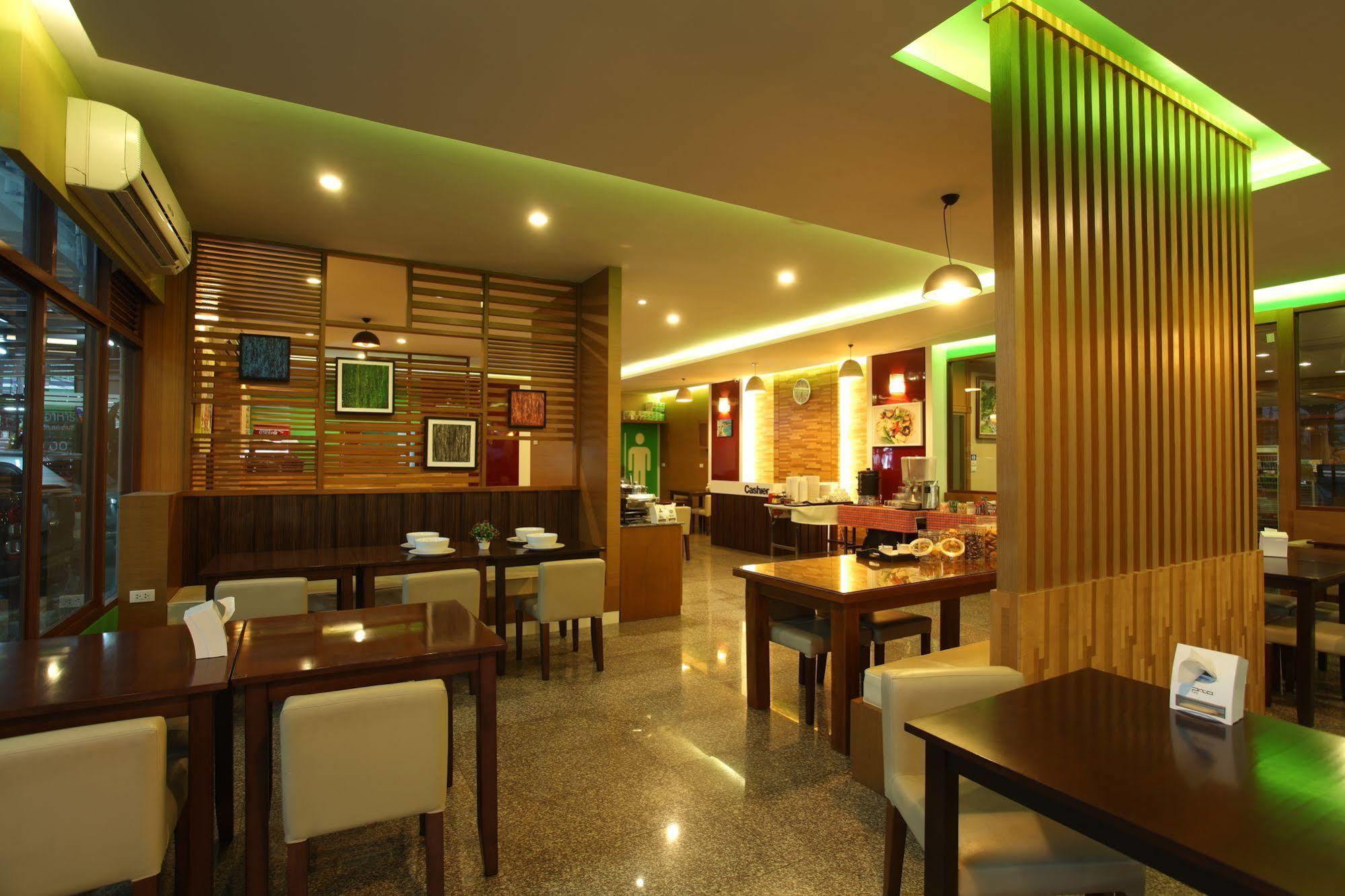 V Residence Hotel Τσιάνγκ Μάι Εξωτερικό φωτογραφία
