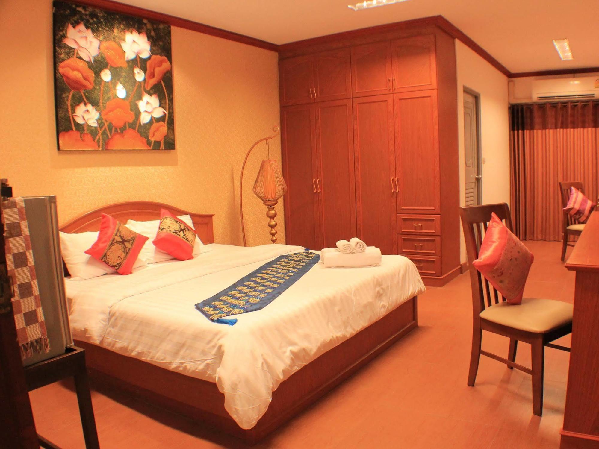 V Residence Hotel Τσιάνγκ Μάι Εξωτερικό φωτογραφία